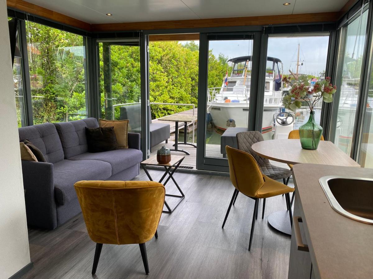 מלון מוניקנדאם Houseboat De Amstel מראה חיצוני תמונה